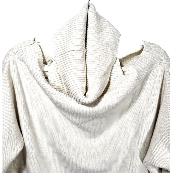 Slouchy Turtleneck Cold Shoulder Transcends Back- Ribbed Trim Cuffs Rare Sweater - Picture 8 of 11